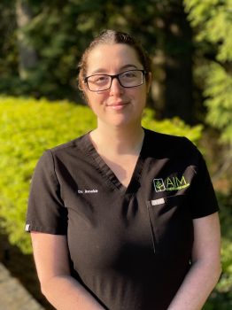 Dr. Brooke Azie-Renz ND, profile photo.