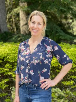 Dr. Brooke Weitz ND, profile photo.